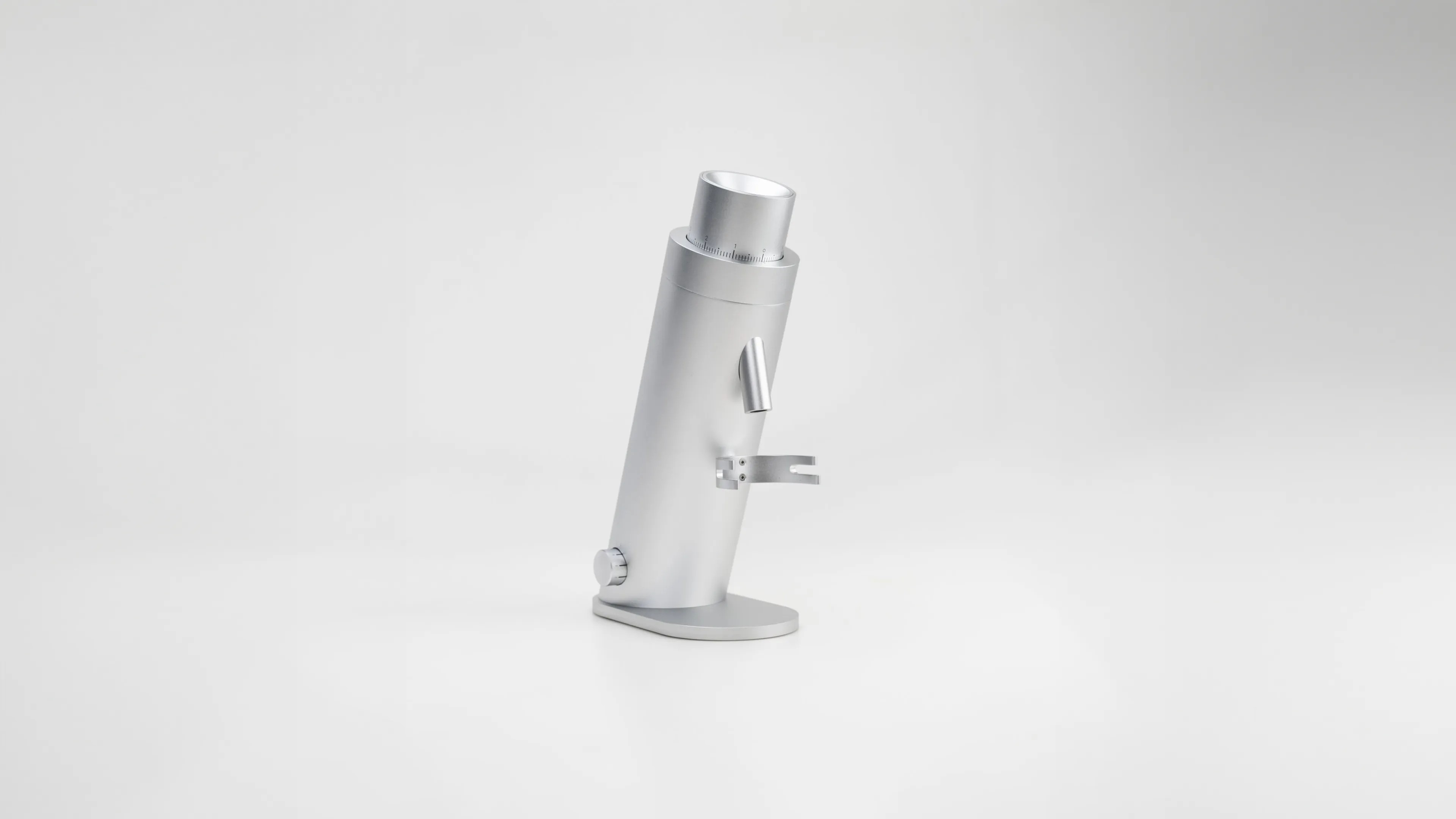 An image of the Lagom P64 flat burr coffee grinder by Option-O.